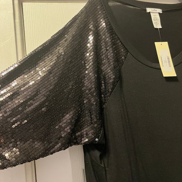 Evelie Black Sequin Raglan Tee - NWT - Picture 2 of 5